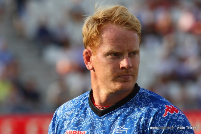 Top 14 : Grenoble devant à la pause à Castres
